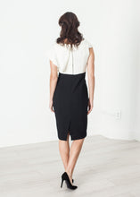 Load image into Gallery viewer, Image alt 222
